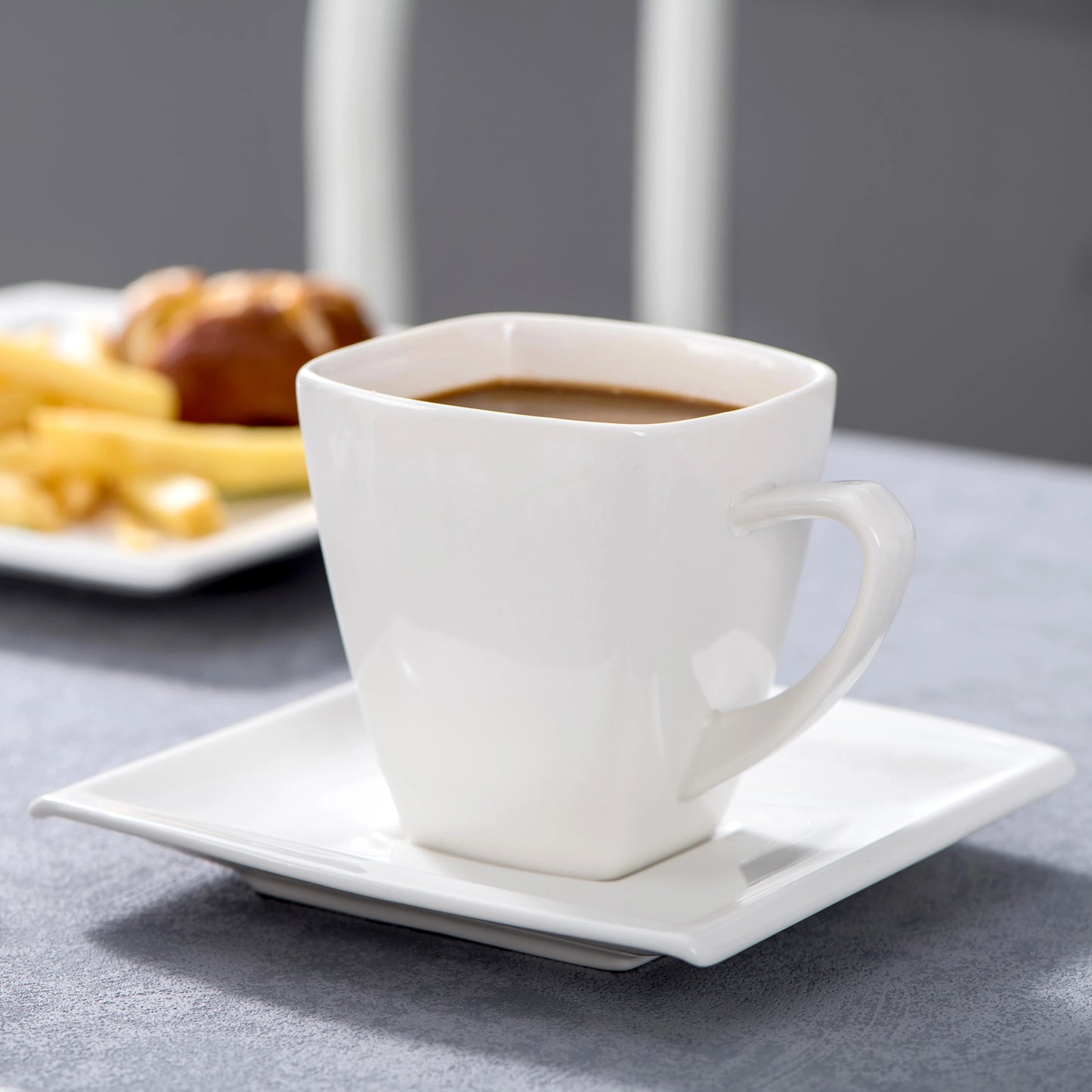 White Porcelain Dinner Set